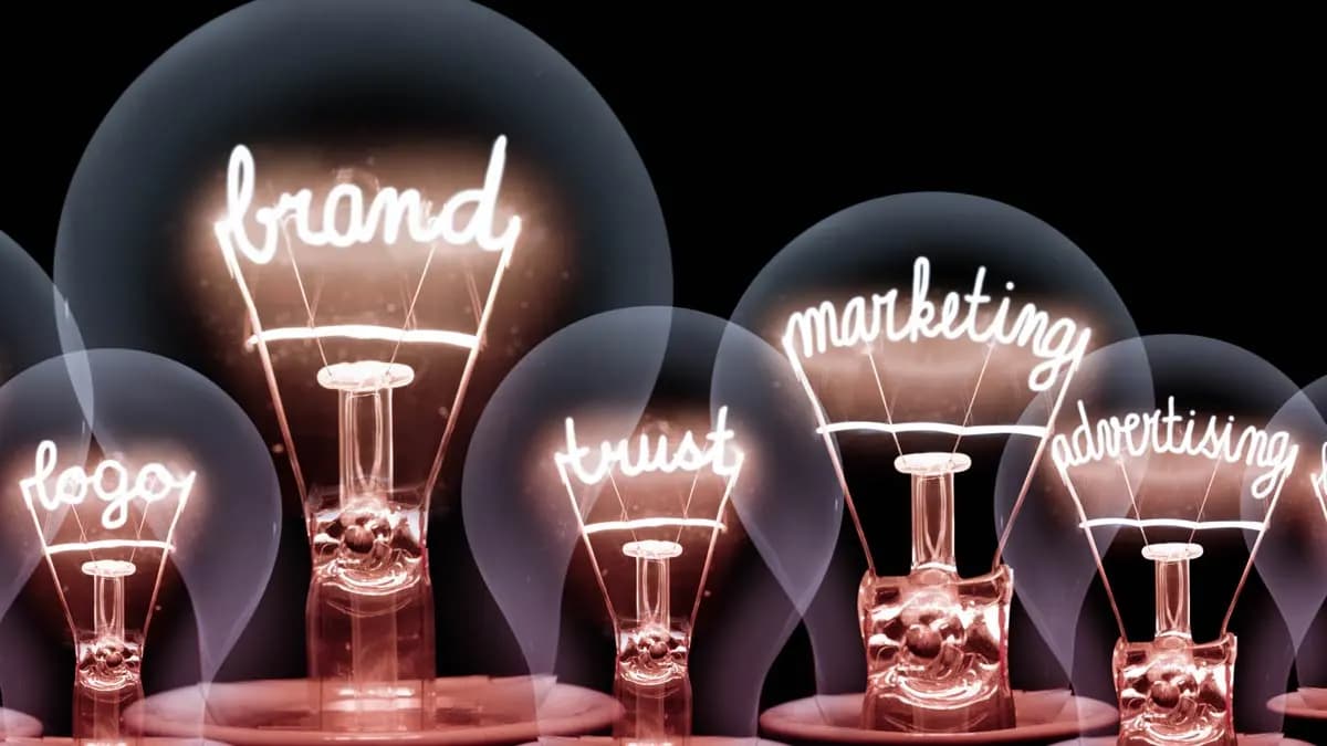 digital marketing vs branding